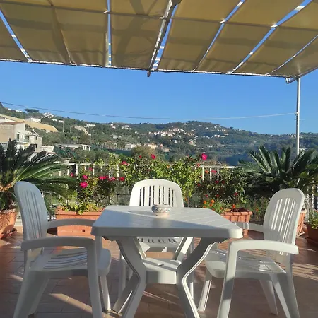 Alojamento de Acomodação e Pequeno-almoço Sunset House