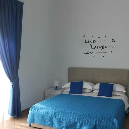 Sunset House 4*